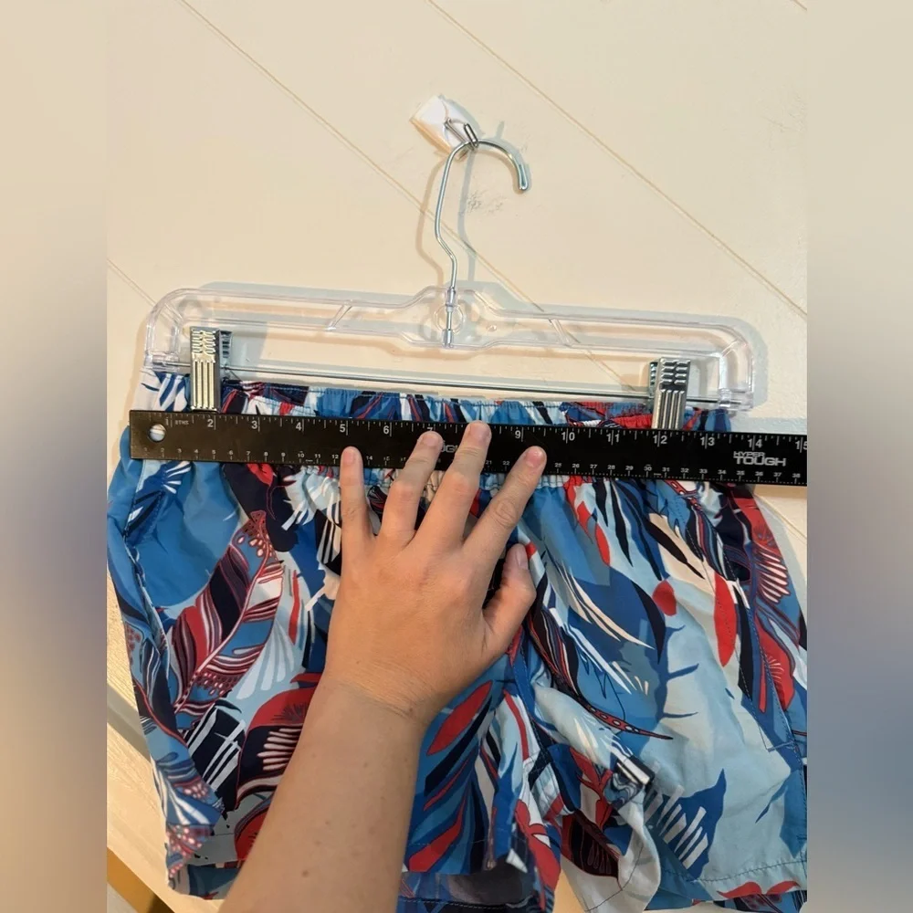 Patagonia S Barely Baggies Shorts Wild Paradise Catalyst Blue Red Feather - Picture 8 of 8